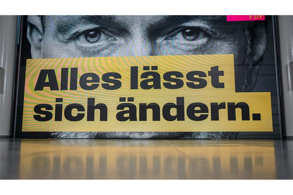 FDP setzt ganz auf Lindner und den Kurswechsel mit der Union "Ohne Freie Demokraten gibt es keine Chance auf Veränderung", sagt Parteichef Lindner.