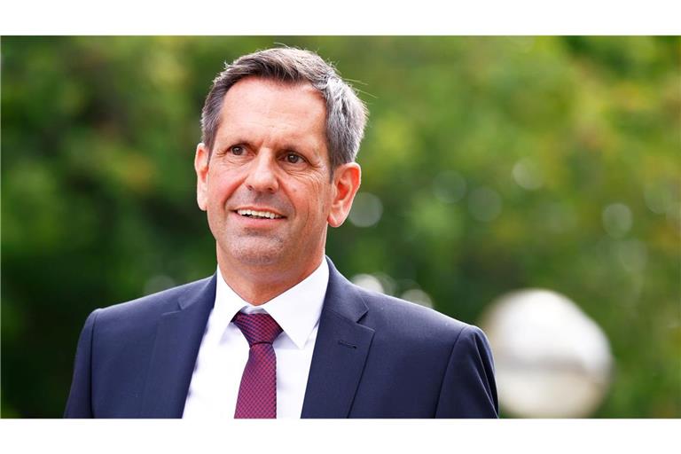 Olaf Lies übernimmt das Amt des Ministerpräsidenten vom langjährigen Regierungschef Stephan Weil.