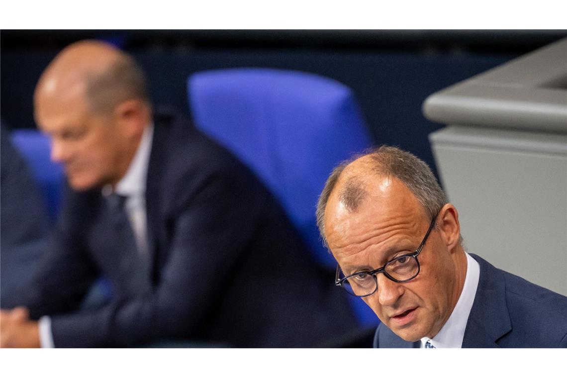 Scholz würde nicht Vizekanzler unter Merz werden Olaf Scholz (links) kann sich ein Vizekanzler-Dasein unter Friedrich Merz nicht vorstellen. (Archivbild)