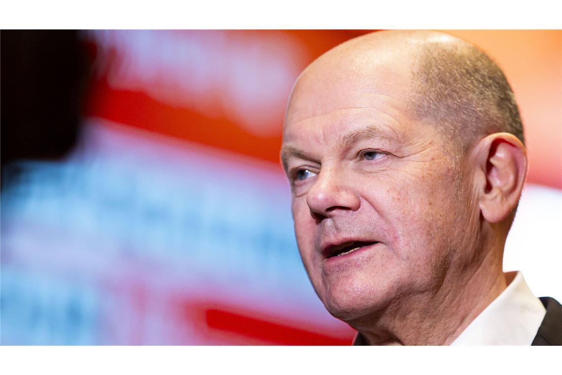 Bundeskanzler verteidigt Selenskyj gegen Trumps Diktator-Vorwurf Olaf Scholz springt Wolodymyr Selenskyj zur Seite. (Archivbild)