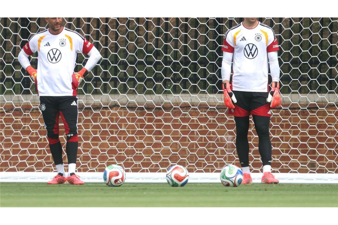 Oliver Baumann (l.) musste für Neuer (r.) den Platz im DFB-Tor wieder räumen.