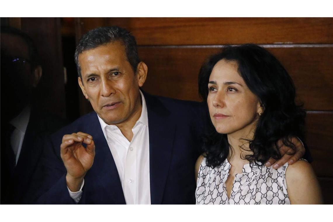 Geldwäsche: Perus Ex-Präsident zu 15 Jahren Haft verurteilt Ollanta Humala (l), ehemaliger Präsident von Peru, und seine Frau Nadine Heredia (Archivbild)