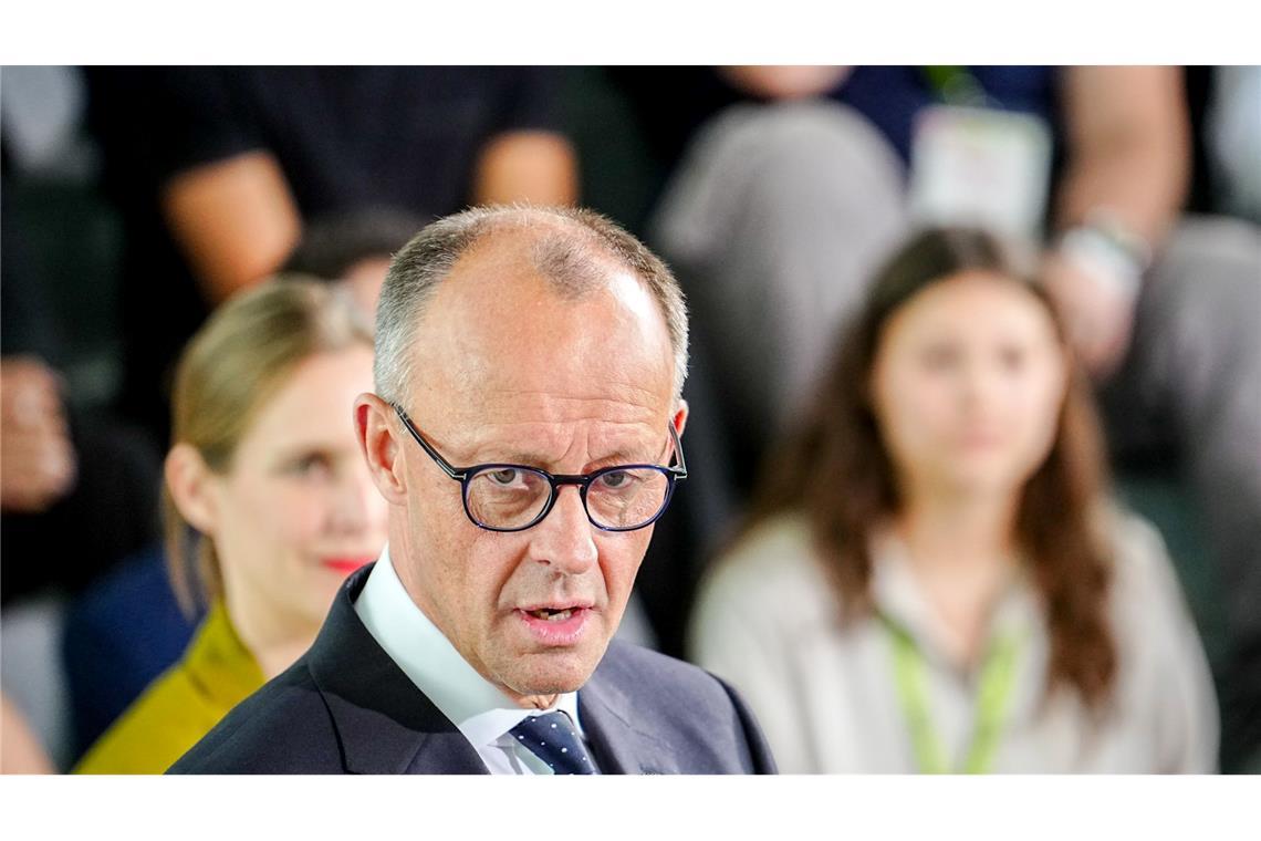 CDU wehrt sich gegen Fake-Webseite mit Friedrich Merz Opfer von Fake News: Eine Webseite verbreitet Falschinformationen unter dem Namen von Bundeskanzler Friedrich Merz (CDU).