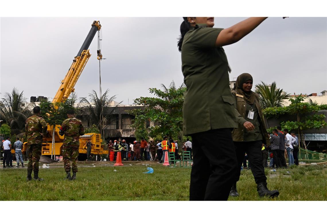 Militärflugzeug auf Schule gestürzt: 20 Tote in Bangladesch Ort des Unglücks war die Schule Milestone School and College.