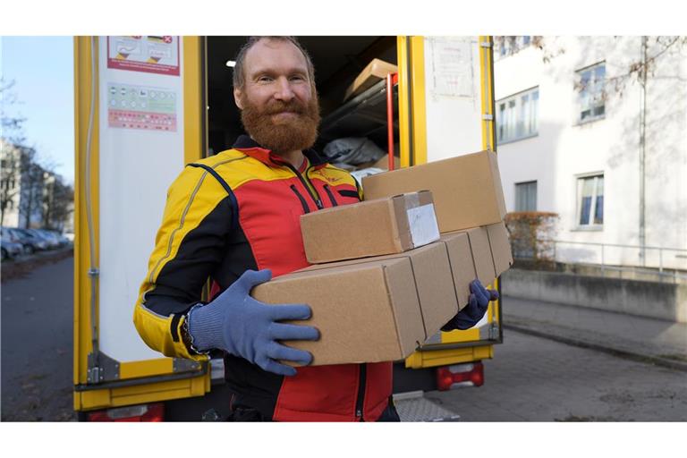 Paketbote Steve Josch wünscht sich mehr Wertschätzung und Entgegenkommen von den Kunden.