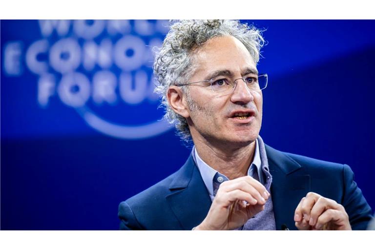 Palantir-Chef Karp glaubt, dass KI Folgen für das Thema Einwanderung haben wird.