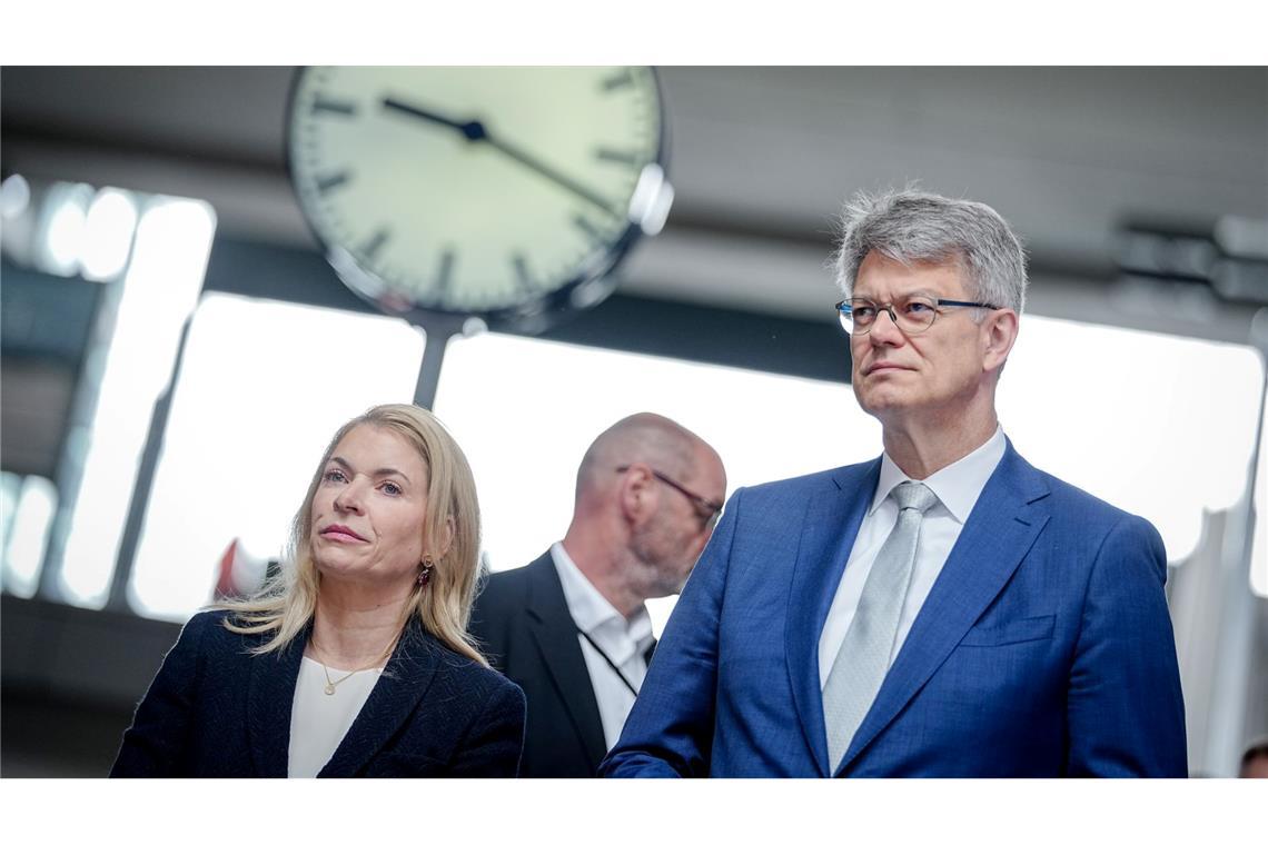 Palla und Schnieder setzen auf Verantwortung von Fahrgästen.
