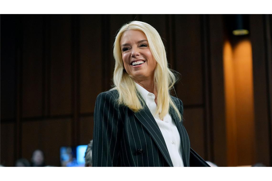 TV-Mann, Milliardär, Radikale: So soll Trumps Team aussehen Pam Bondi soll das US-Justizministerium leiten. (Archivbild)