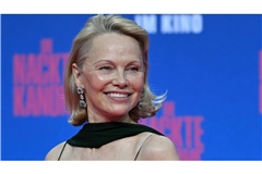 Pamela Anderson spielt im Film "Rosebush Pruning" mit, der im Wettbewerb läuft. (Archivbild)