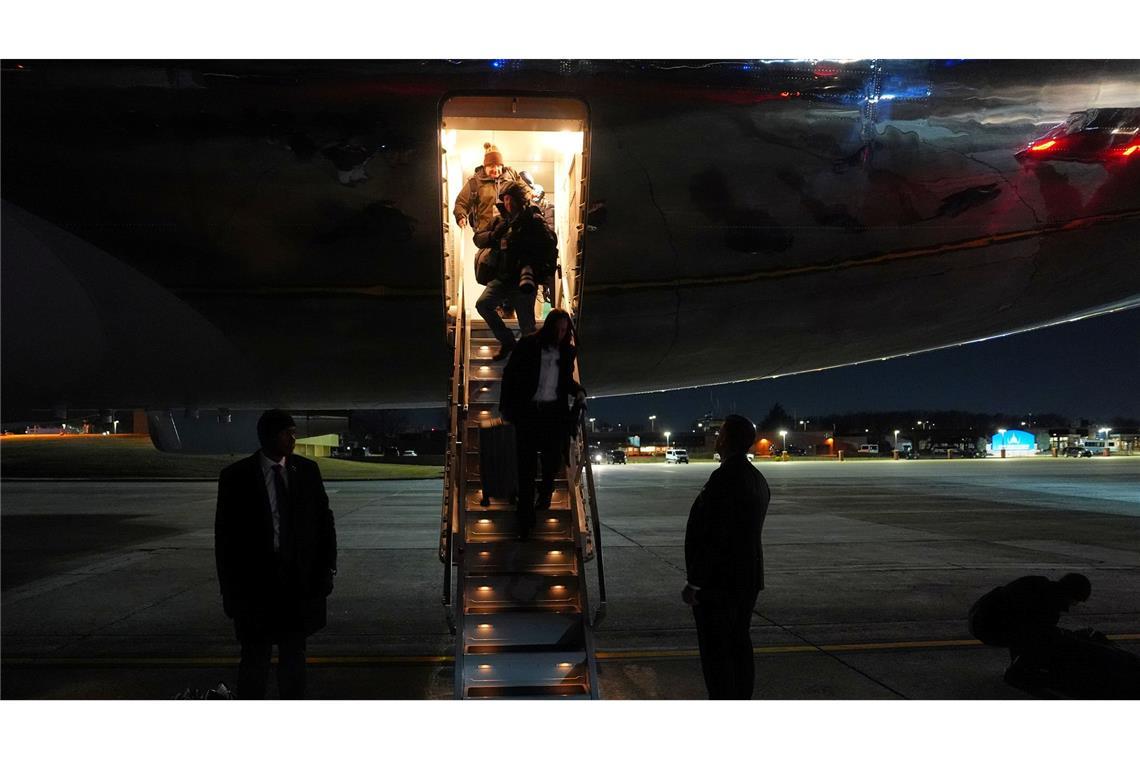 Panne nach dem Start: Trumps Air Force One kehrt auf dem Weg nach Davos um