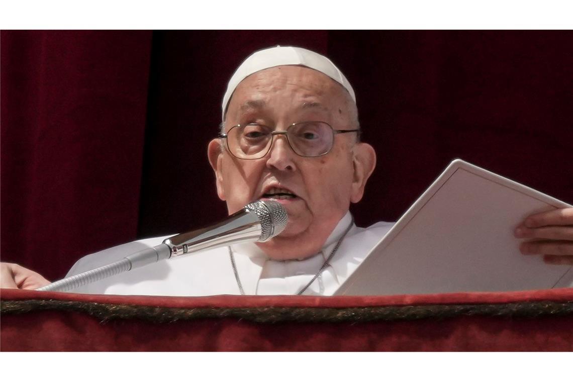 Bilder des Tages Papst Franziskus erteilt den Segen Urbi et Orbi