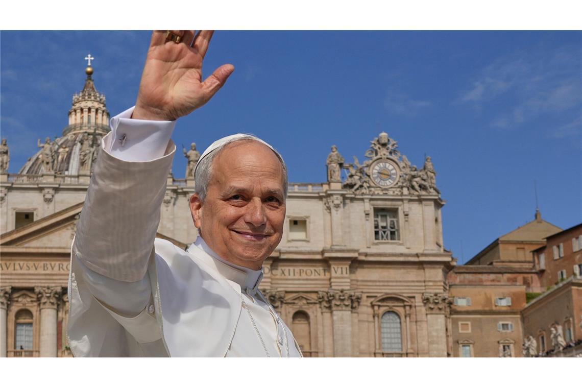 Papst mahnt zu Einigkeit und rügt Kapitalismus und Krieg Papst Leo XIV. ist auf dem Petersplatz feierlich in sein Amt eingeführt worden.