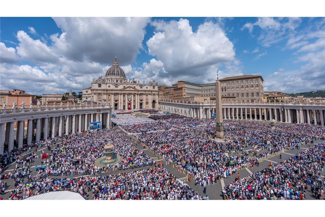Papst Leo nutzt Amtseinführung zu Kapitalismus-Kritik