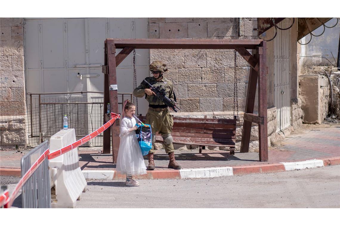 Bilder des Tages Parade rechtsgerichteter israelischer Siedler - Purimfest