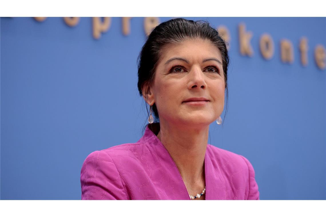 Wagenknecht klagt in Karlsruhe auf Neuauszählung der Wahl Parteigründerin Sahra Wagenknecht sieht eine Chance für ihre Partei, doch noch in den Bundestag zu kommen (Archivbild)
