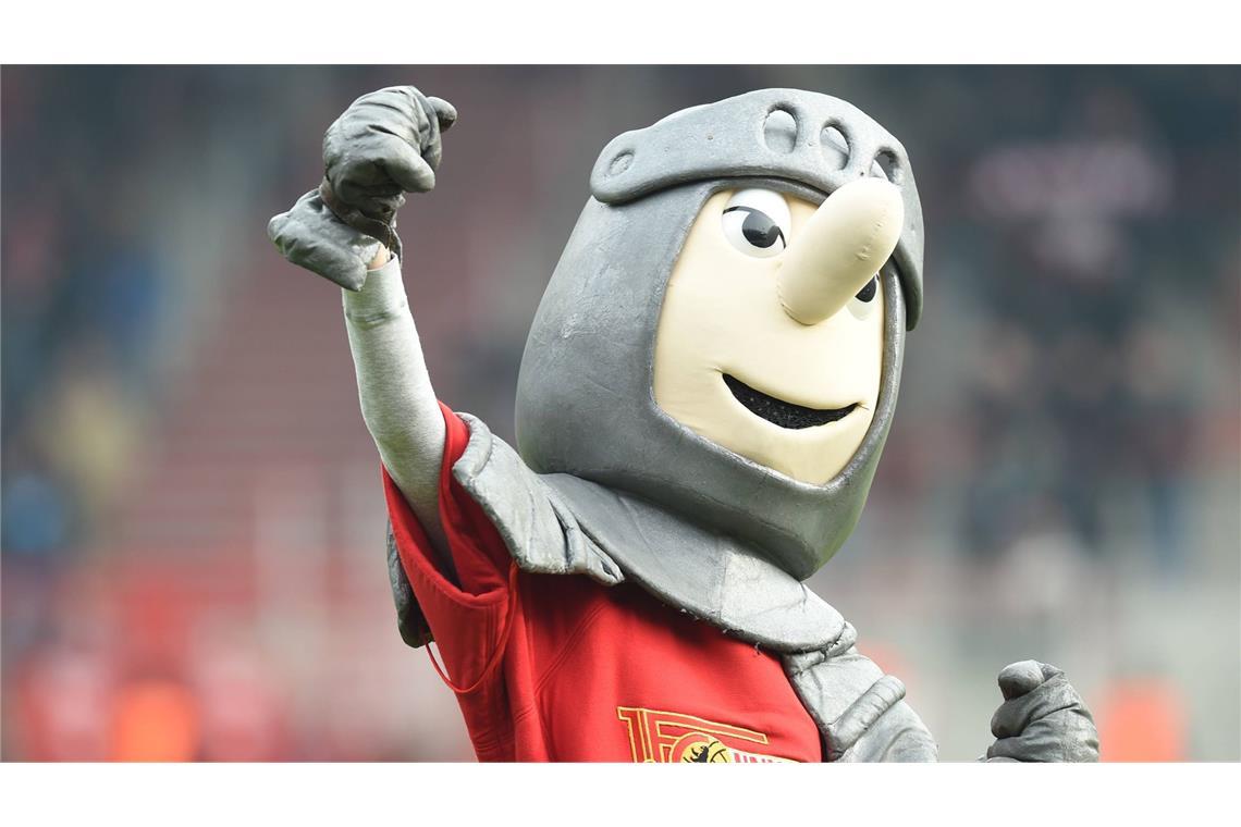 Passend zum Spitznamen von Union Berlin, „Die Eisernen“, ist der eiserne Ritter Keule das Maskottchen des Hauptstadtklubs.