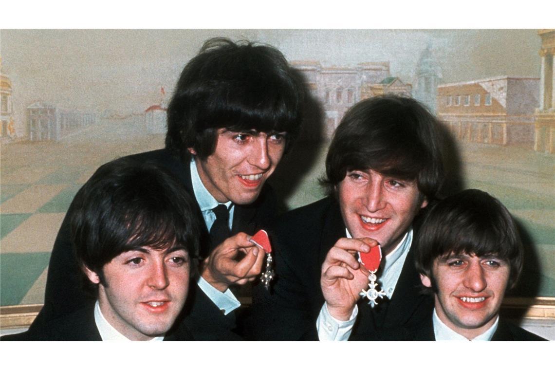 „Ist das ein Aprilscherz?“ Reaktionen auf Cast für Beatles-Filme Paul McCartney, George Harrison, John Lennon und Ringo Starr (v.l.n.r.), das waren die „Fab Four“, die zusammen die weltberühmte Band „The Beatles“ aus Liverpool bildeten.