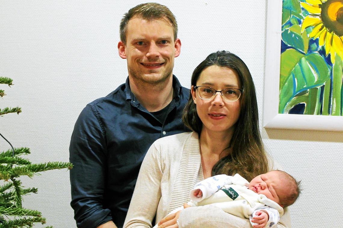 Paulina Cleo, die Tochter von Ramona Noller und Manuel Schumm aus Mainhardt, kam als erstes Baby 2021 im Diak-Klinikum zur Welt. Foto: Diak-Klinikum