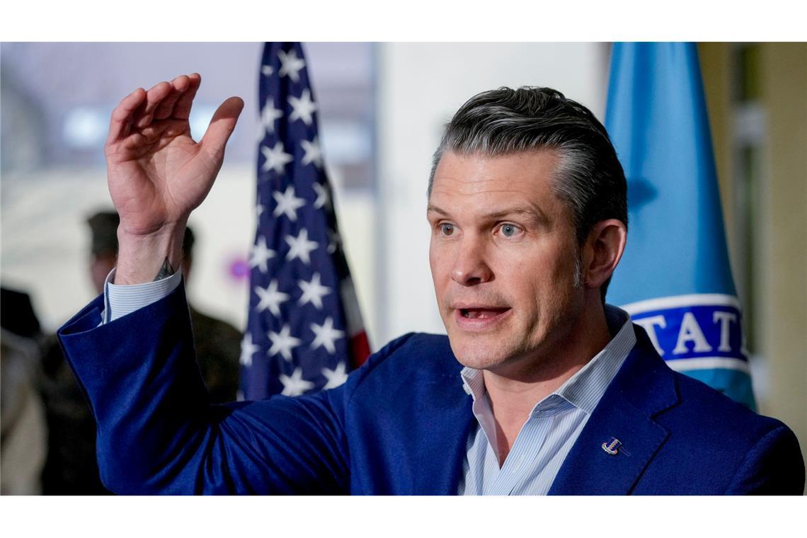 US-Verteidigungsminister: Vorerst keine Truppen-Reduzierung Pentagon-Chef Hegseth stellt eine Überprüfung der amerikanischen Truppenstärke überall in Aussicht.