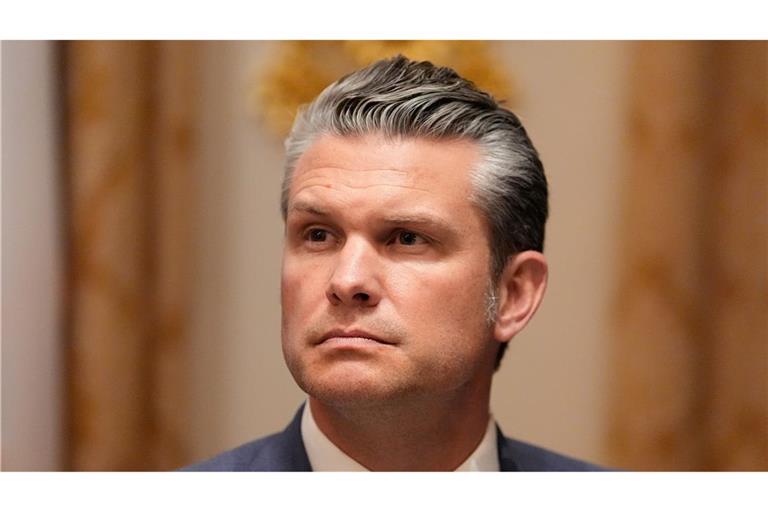 Pentagon-Chef Hegseth will auf Bitten von Trump 500 weitere Nationalgardisten nach Washington entsenden. (Archivbild)