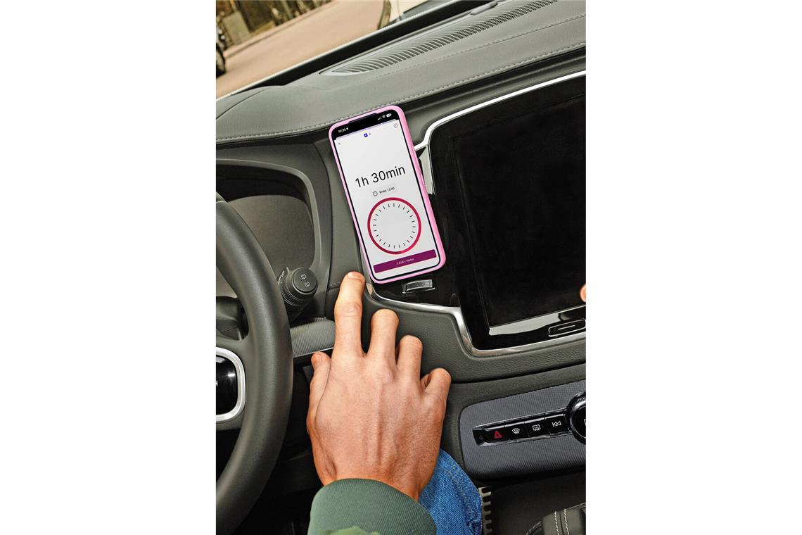 Parken per Handy auch in Stuttgart Per Handy die Parkgebühr bezahlen – dieses Angebot gilt nun auch in Stuttgart.