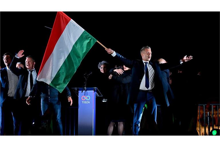 Peter Magyar in der Stunde seines Triumphes über den Amtsinhaber Viktor Orban.
