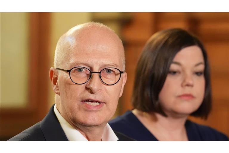 Peter Tschentscher (SPD), Erster Bürgermeister von Hamburg, neben Katharina Fegebank (Bündnis 90/Die Grünen), Spitzenkandidatin zur Bürgerschaftswahl