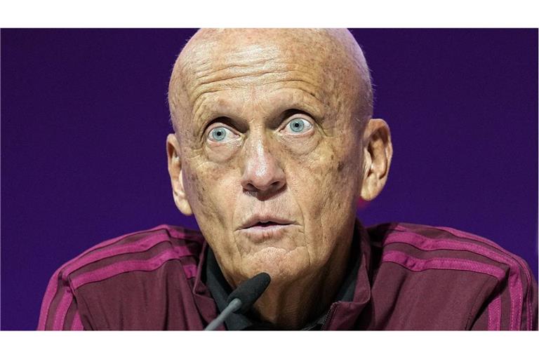 Pierluigi Collina, ehemaliger Star-Schiedsrichter aus Italien, räumt  einen Regelverstoß Während der WM 2002 ein (Archivfoto).