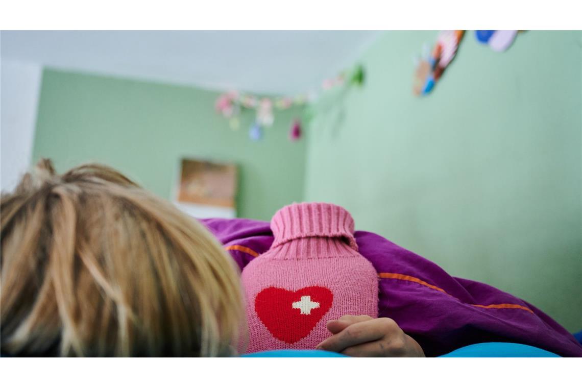 Wohl Grund für schwere Corona-Reaktion bei Kindern entdeckt Pims kann in seltenen Fällen bei Kindern und Jugendlichen mehrere Wochen nach einer Corona-Infektion auftreten und lebensbedrohlich sein.