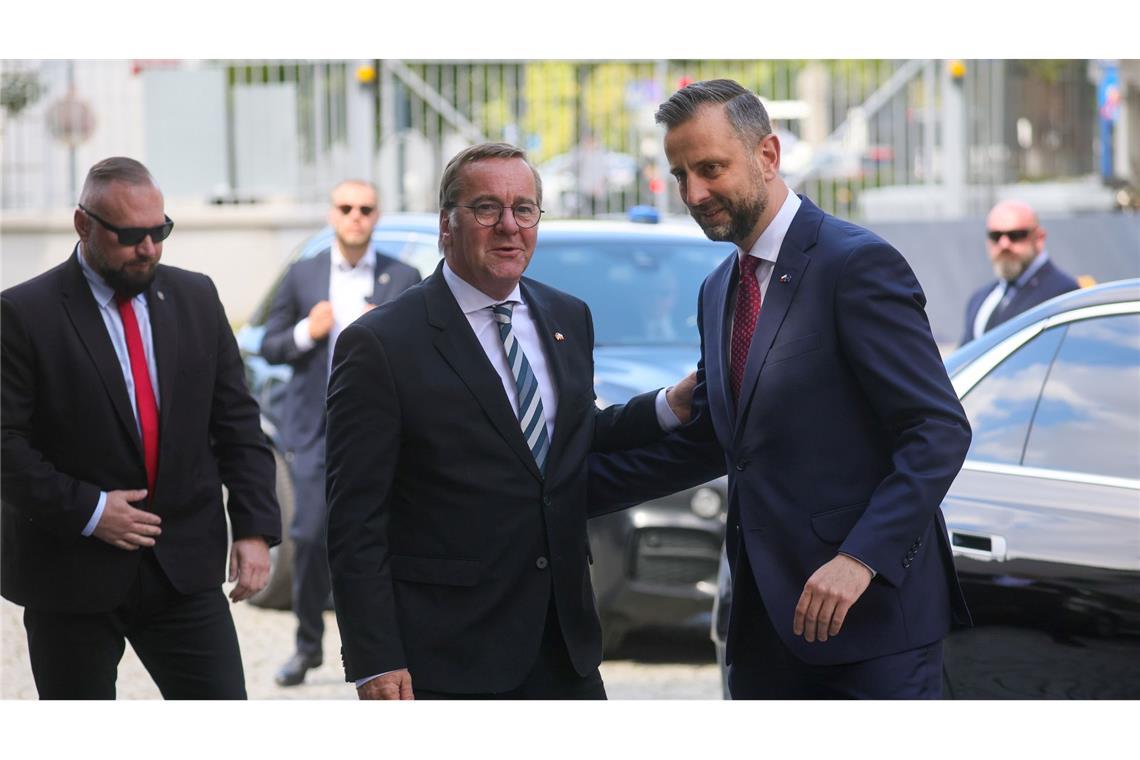Pistorius und Kosiniak-Kamysz unterzeichneten das Militärabkommen.