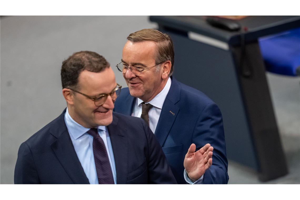 Pistorius und Spahn vor Bundestagsdebatte über Wehrdienst und Rente