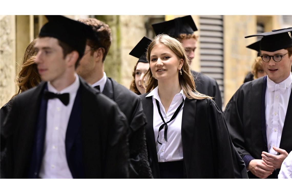 Belgiens Thronfolgerin bangt um Studienplatz in Harvard Planmäßig würde die belgische Kronprinzessin Elisabeth ihr Masterstudium im Mai 2026 beenden. (Archivbild)