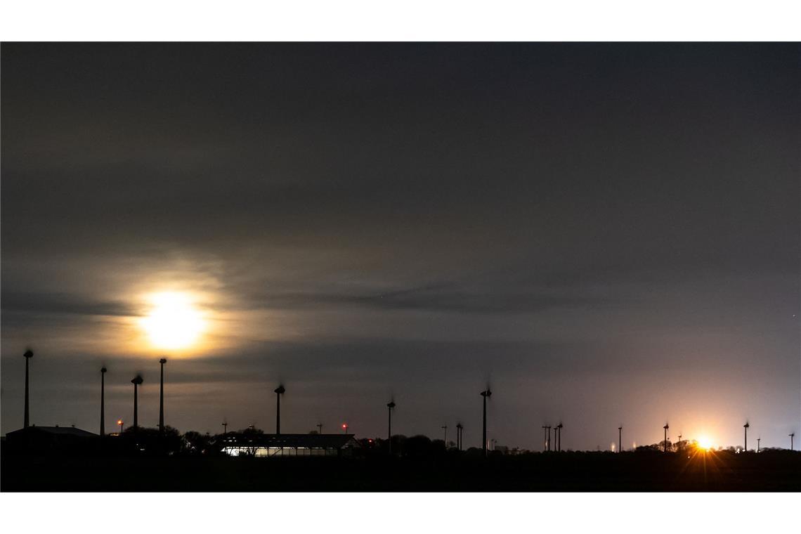 Polarlichter über Wesselburen, Schleswig-Holstein