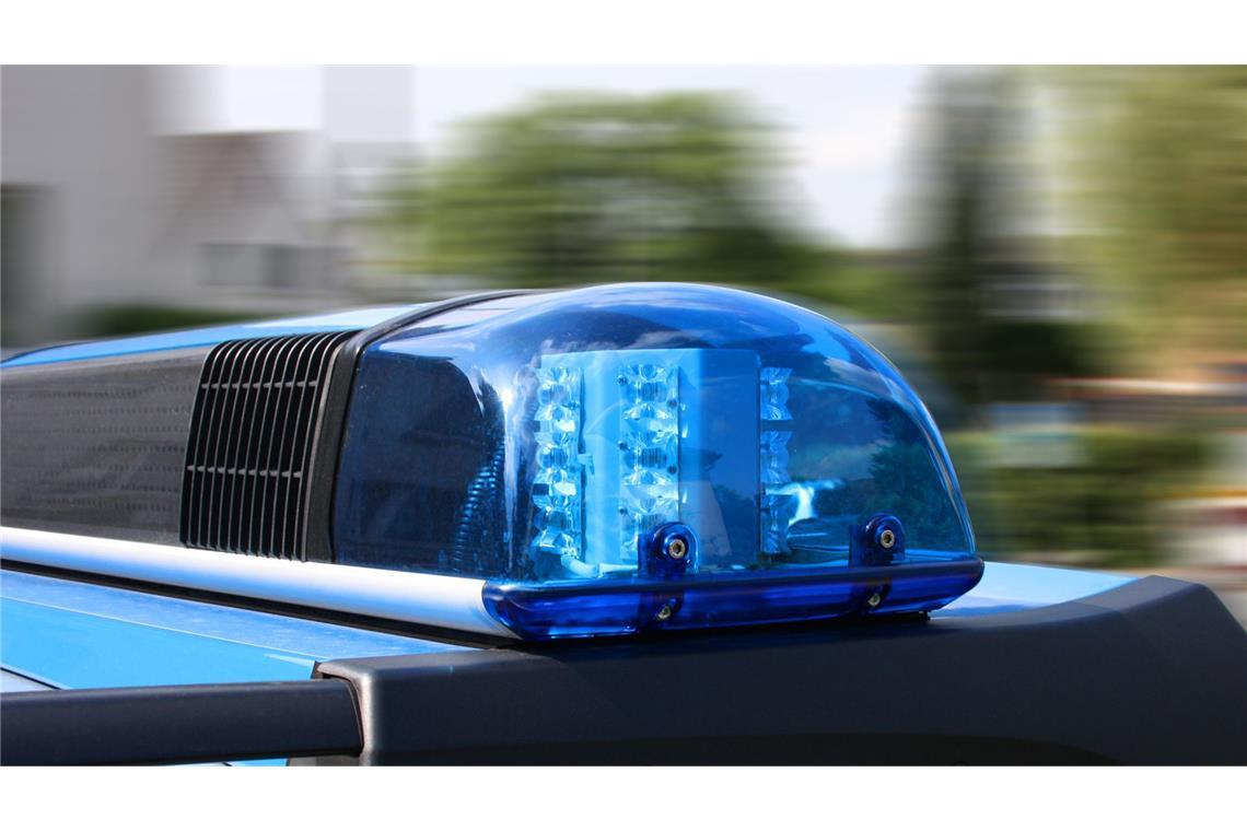 21-Jähriger eingeschlafen und beraubt – Polizei sucht Zeugen Polizei bittet um Hinweise. (Symbolbild)