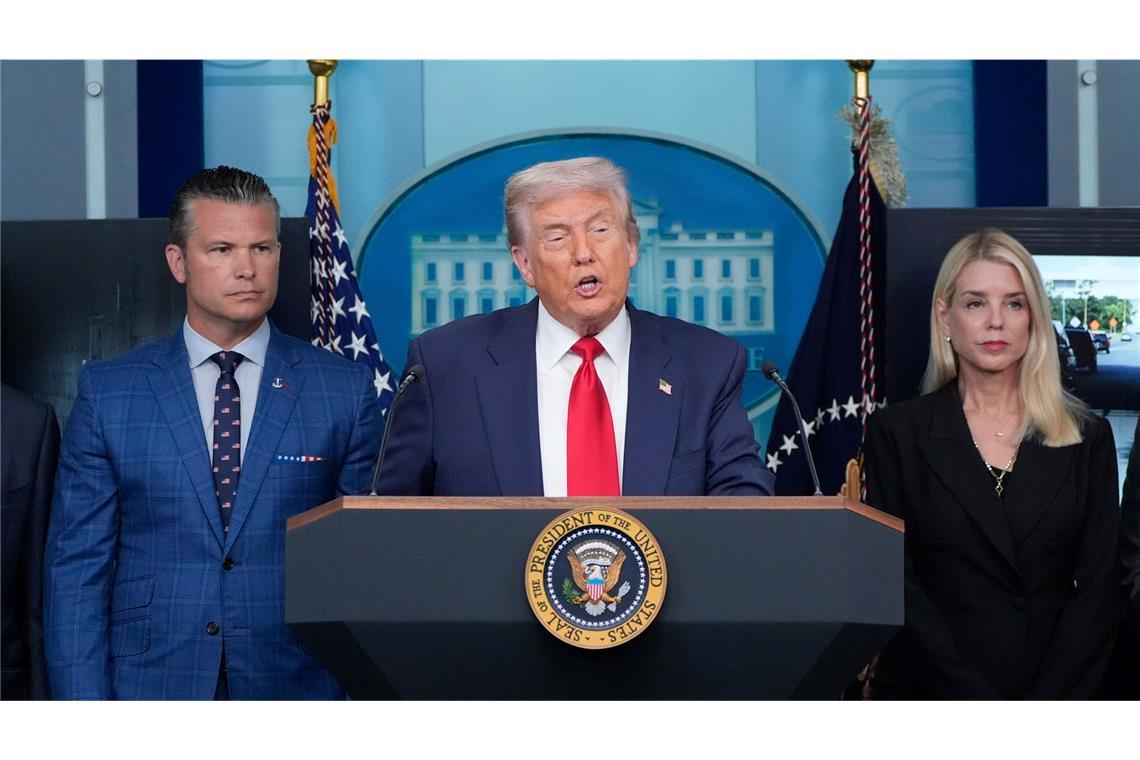 Umstrittenes Trump-Dekret: Aufruf zu Protesten in Washington Polizei unter Bundeskontrolle und Nationalgarde im Einsatz: Trumps Vorgehen ist umstritten.
