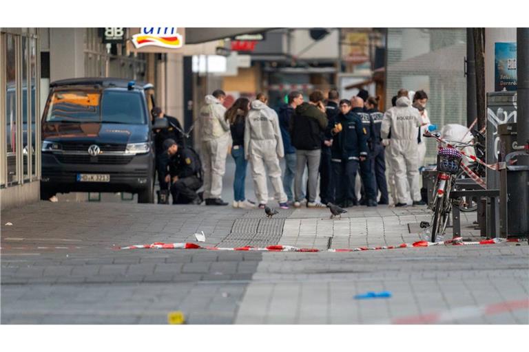 Polizisten in Mannheim: Wieder eine Tat im Herzen Mannheims nach dem tödlichen Messerangriff auf ihren Kollegen Rouven Laur im vergangenen Jahr.