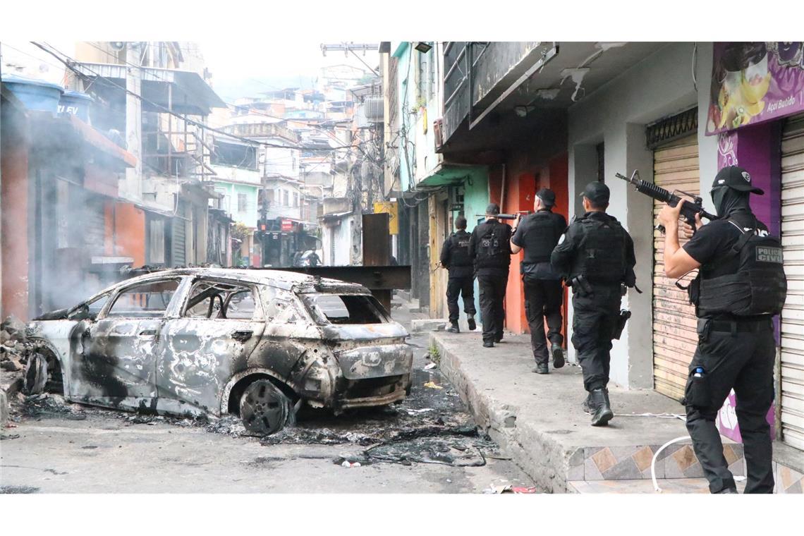 Schlag gegen Drogenbande: 132 Tote bei Polizeieinsatz in Rio Schlag gegen Drogenbande: 132 Tote bei Polizeieinsatz in Rio