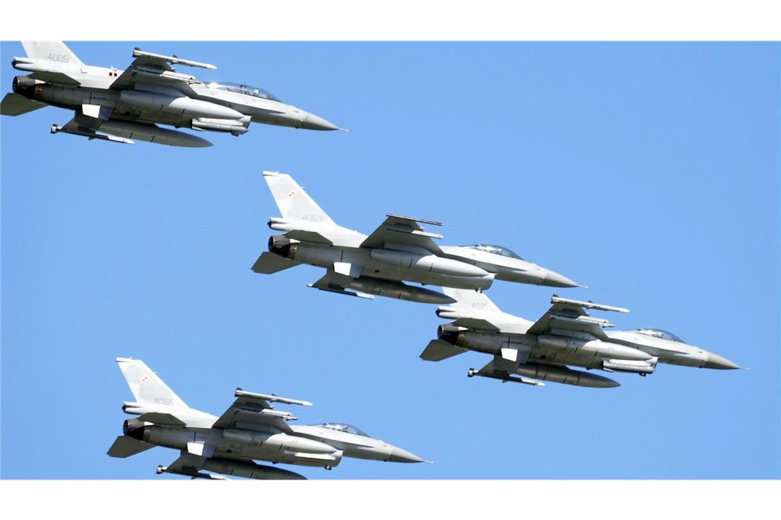 Polnische Luftwaffe in Alarmbereitschaft.