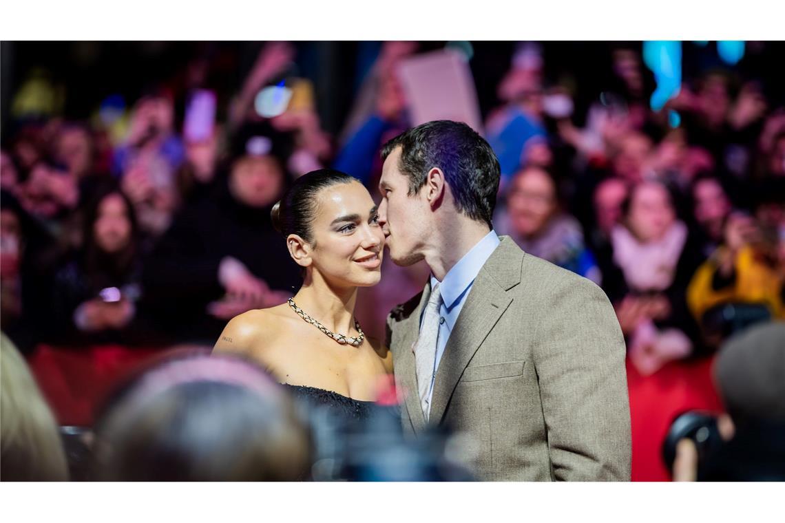 Popstar Dua Lipa besuchte überraschend die Berlinale.