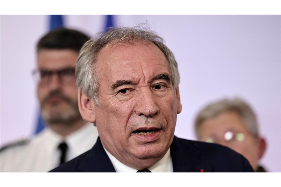 Frankreichs Premier Bayrou hat Zweifel bei Le Pen-Urteil Premier François Bayrou