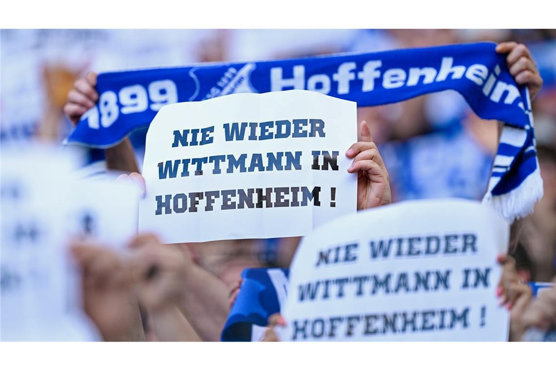 Bilder des Tages Proteste gegen Hoffenheim-Berater Wittmann gehen weiter