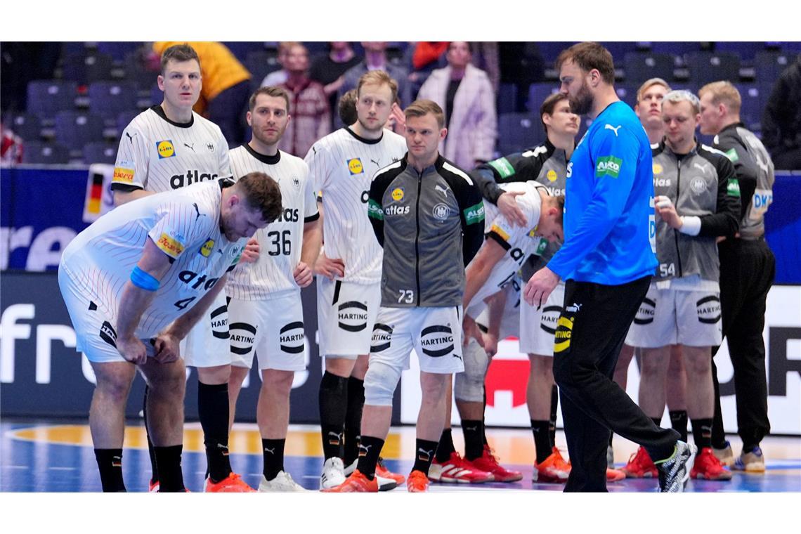 Pure Enttäuschung: Das DHB-Team nach der WM-Pleite gegen Portugal vor einem Jahr. (Archivbild)
