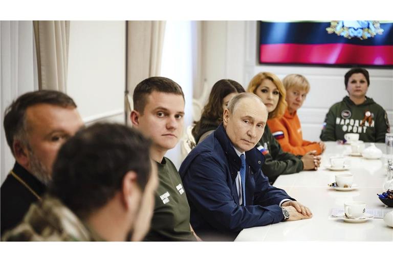 Putin bei einem Besuch in der Region Kursk.
