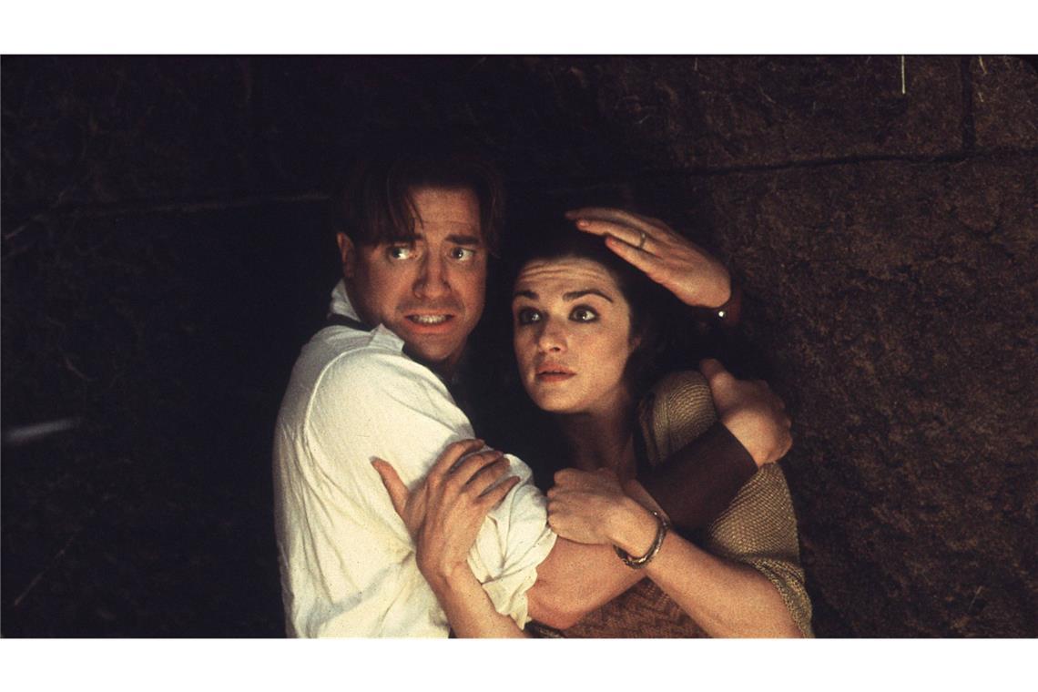 Rachel Weisz und Brendan Fraser im Film „Die Mumie kehrt zurück“ aus dem Jahr 2001. (Archivbild)