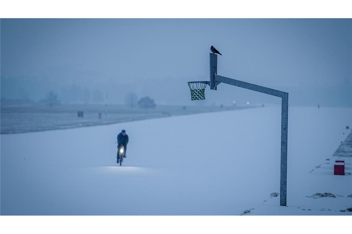 Bilder des Tages Radeln im Schnee.