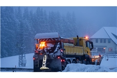 Räumfahrzeug bei Vöhrenbach im Schwarzwald.