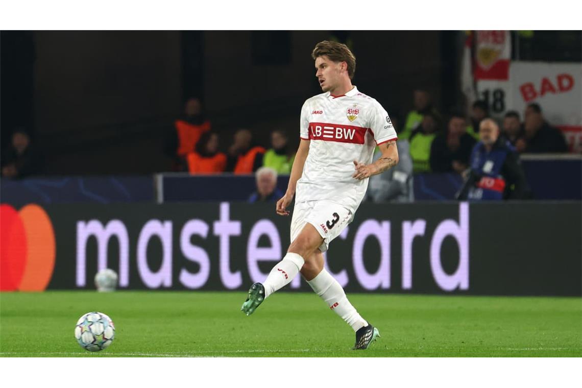 Ramon Hendriks (Note 3): Lief als linker Verteidiger in der Dreierkette auf und hatte in der ersten Hälfte angesichts des Bayer-Offensivdrangs viel zu tun. Durch seine Physis hier mit einer wichtigen Rolle. Im Passspiel nicht immer ganz sicher wie bei seinem Fehlpass in der 53. Minute im Spielaufbau.