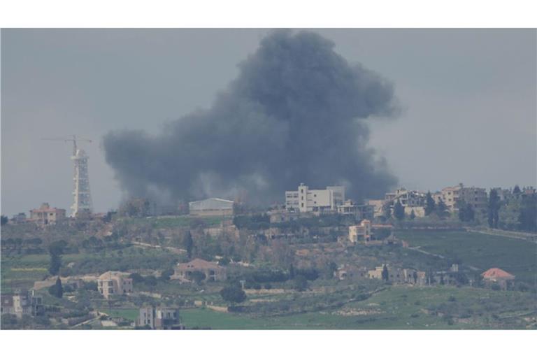 Rauch steigt nach israelischem Bombardement im Südlibanon auf (Archivfoto).
