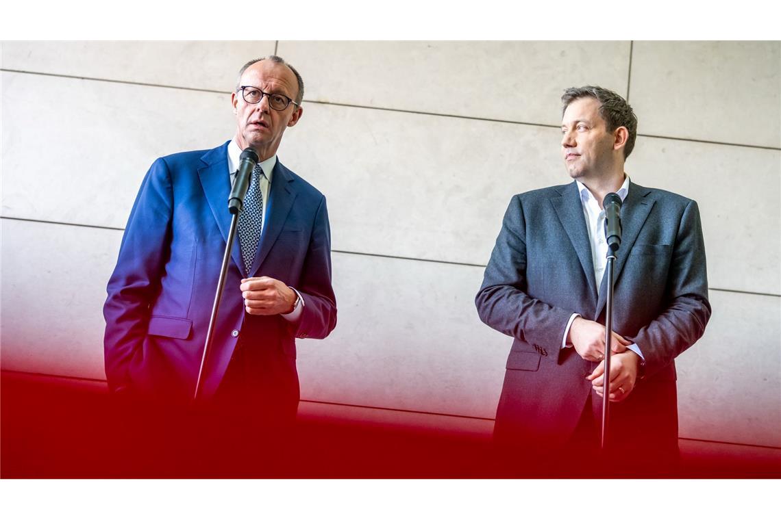 Die Duz-Partner – Merz und Klingbeil zum Gelingen "verdammt" Raus aus dem Wahlkampfmodus, rein in die Verhandlungen: Nach der Bundestagswahl haben sich Merz und Klingbeil vorsichtig angenähert. (Archivbild)