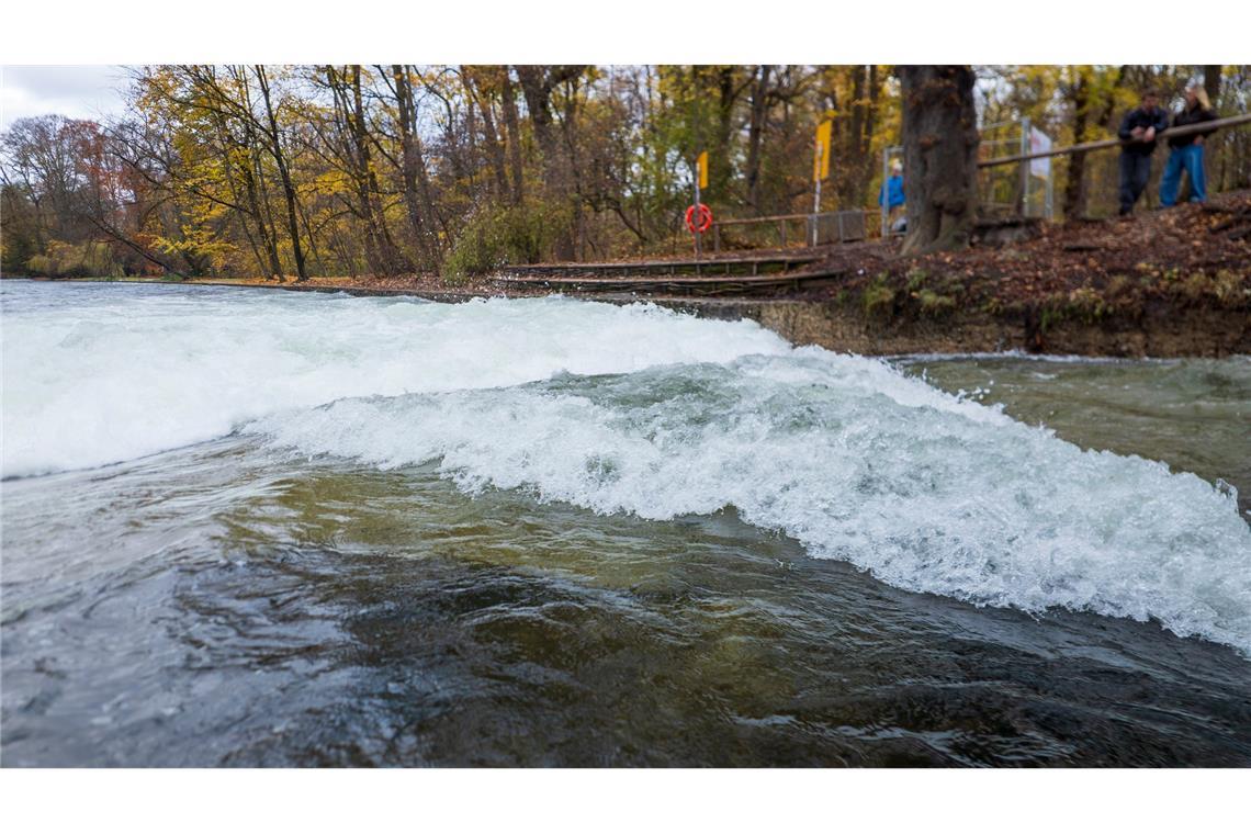 Rauschendes Wasser ohne Welle - kann Kies sie zurückbringen? (Archivbild